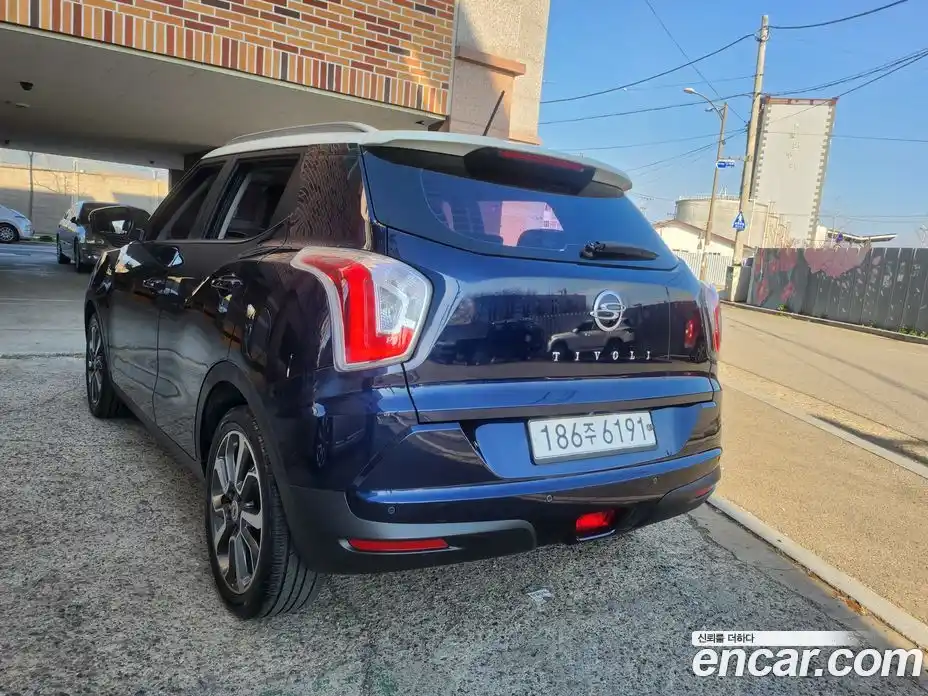 SsangYong TIBOLI 2016 1.6 Автомат в Москве № 819015, фото 5