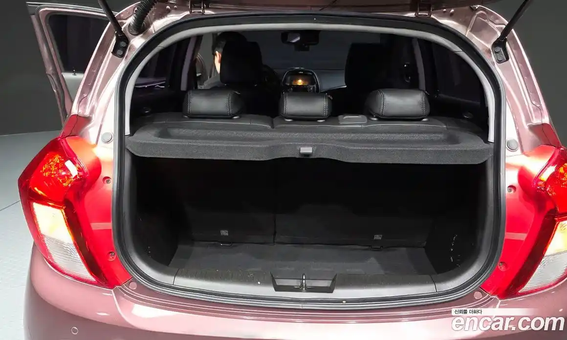 Chevrolet Spark 2019 1.0 Автомат в Москве № 819428, фото 20