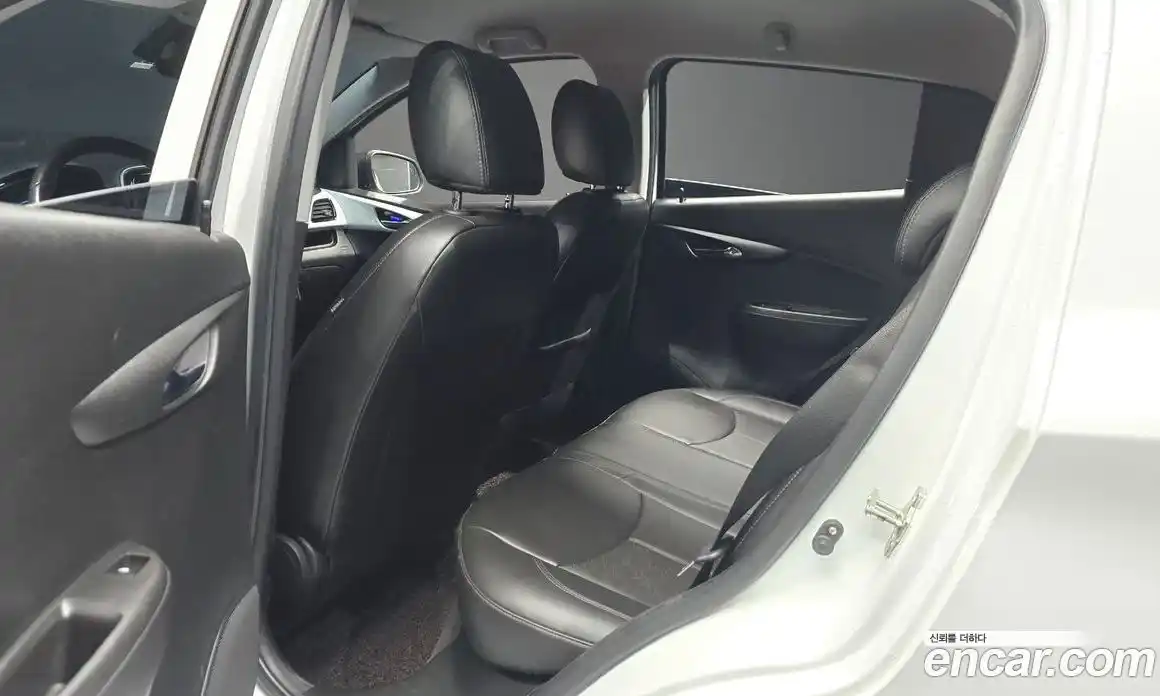 Chevrolet Spark 2015 1.0 Автомат в Москве № 819598, фото 12