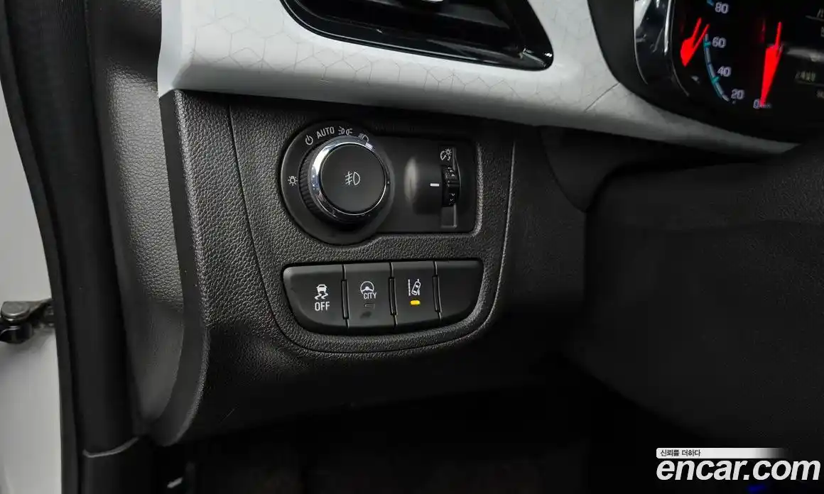 Chevrolet Spark 2015 1.0 Автомат в Москве № 819598, фото 14