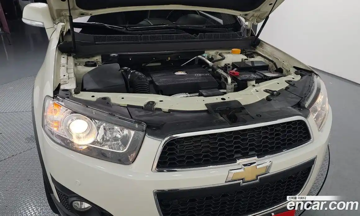 Chevrolet Captiva 2012 2.0 Автомат в Москве № 819672, фото 6