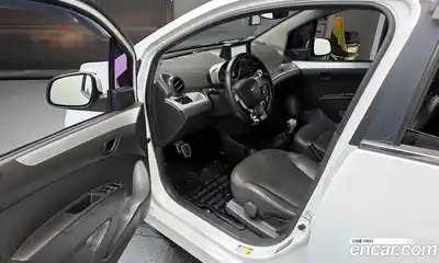 Chevrolet Spark 2015 1.0 Механическая в Москве № 819836, миниатюра 10