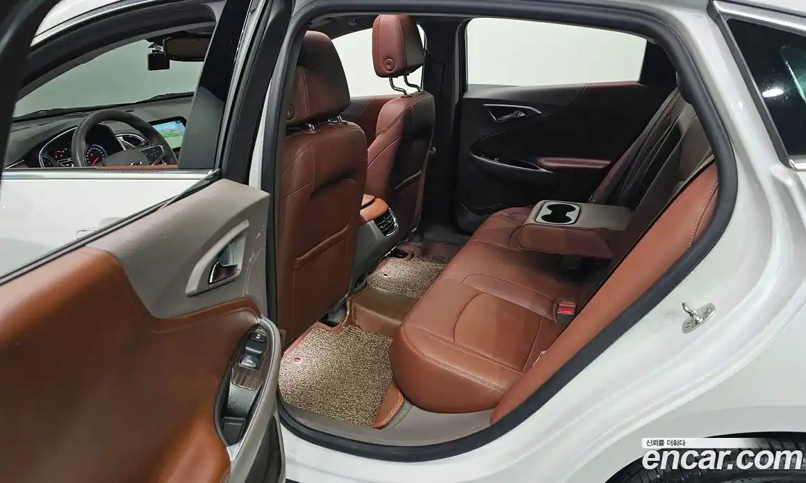 Chevrolet Malibu 2016 2.0 Автомат в Москве № 819887, фото 11