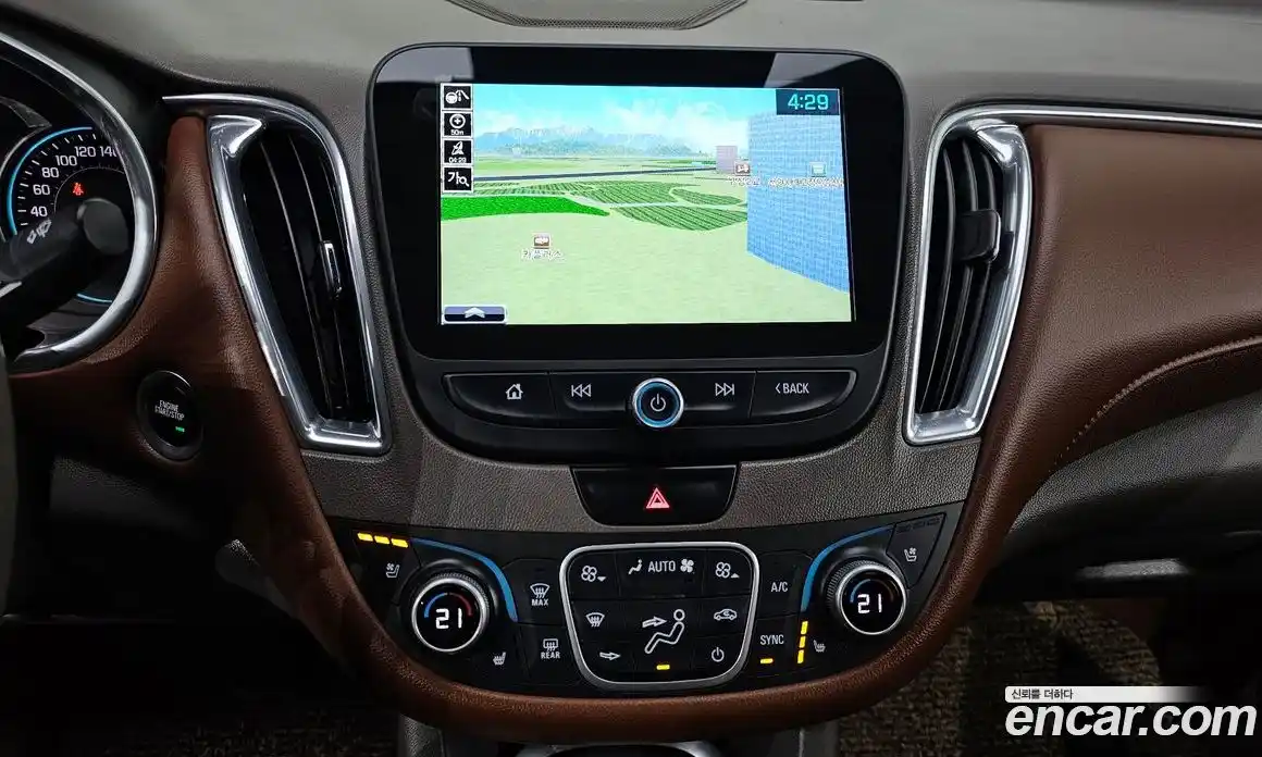 Chevrolet Malibu 2016 2.0 Автомат в Москве № 819887, фото 14