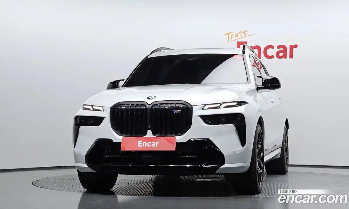 BMW X7 2023 4.4 Автомат в Москве № 819948, фото 3