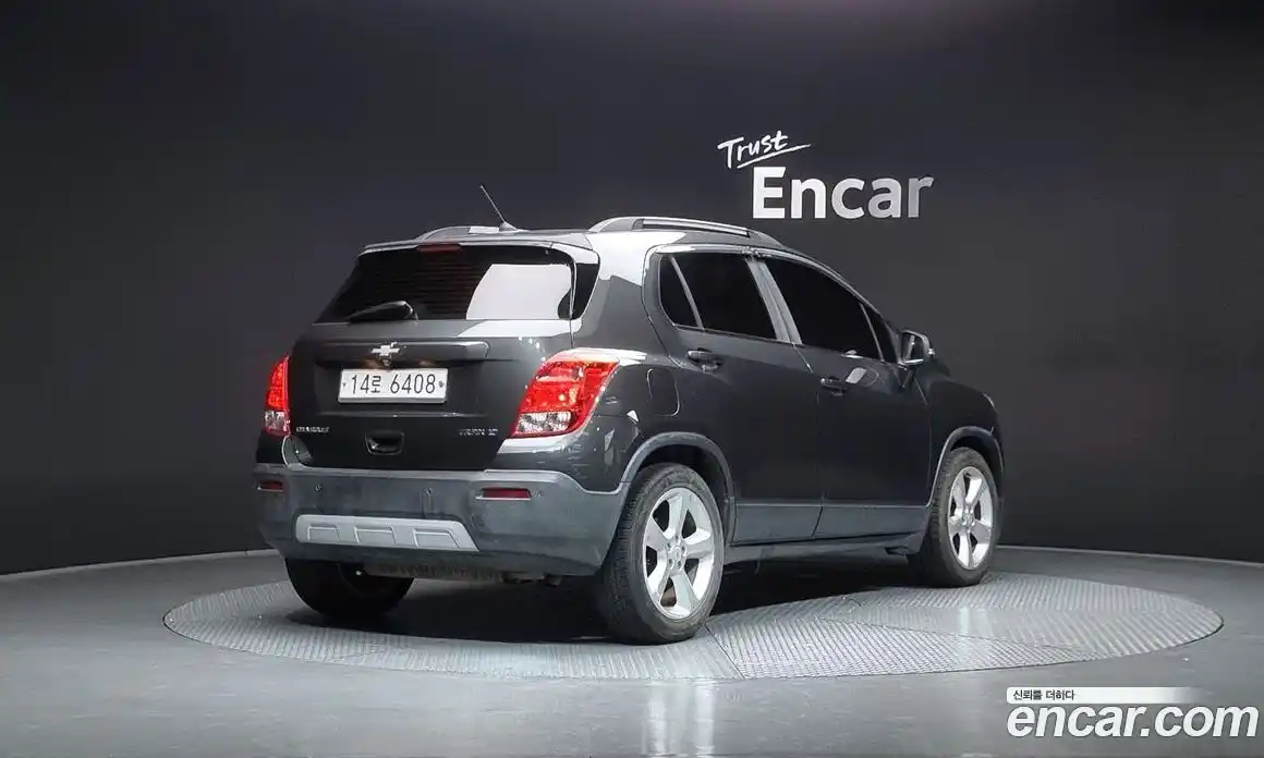 Chevrolet Trax 2015 1.6 Автомат в Москве № 819972, фото 2