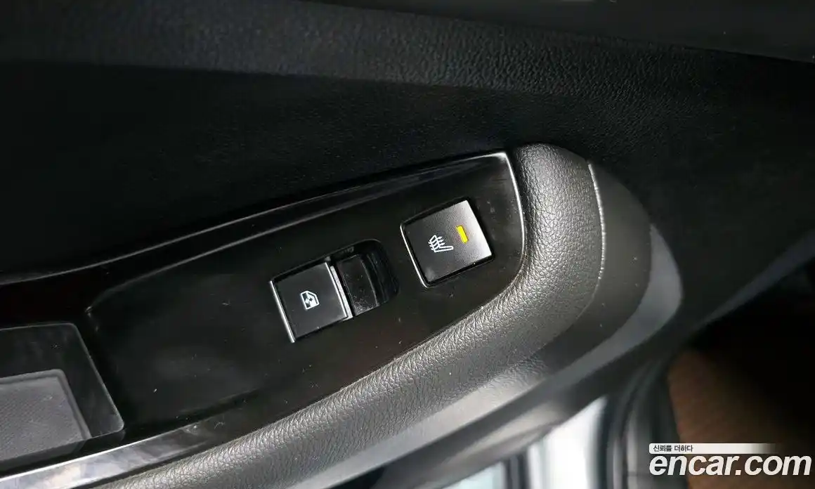 Chevrolet Orlando 2015 2.0 Автомат в Москве № 819974, фото 17