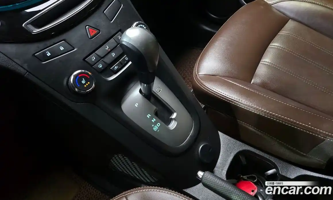 Chevrolet Orlando 2015 2.0 Автомат в Москве № 819974, фото 9