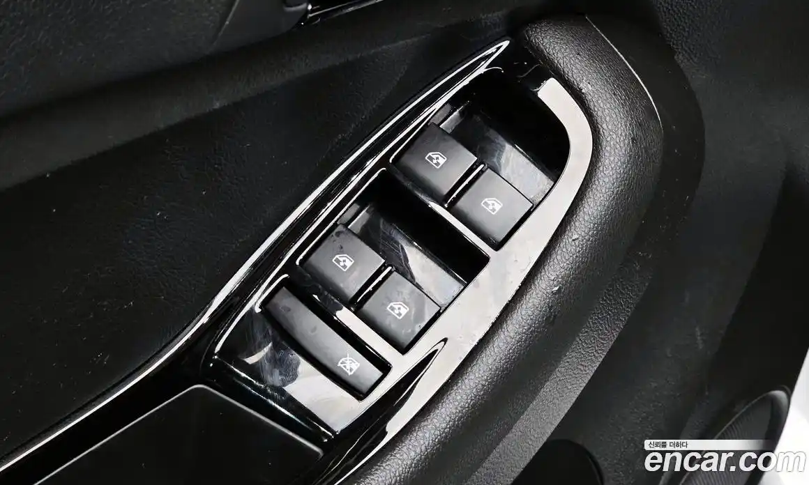 Chevrolet Orlando 2017 2.0 Автомат в Москве № 820073, фото 18