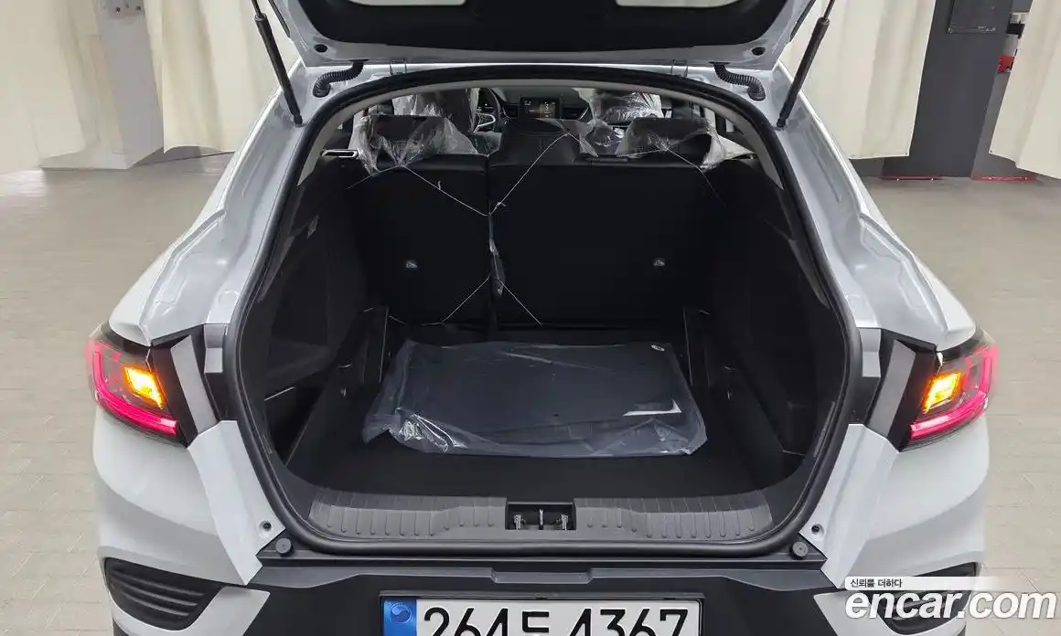 Renault Arkana 2025 1.6 Автомат в Москве № 820286, фото 20