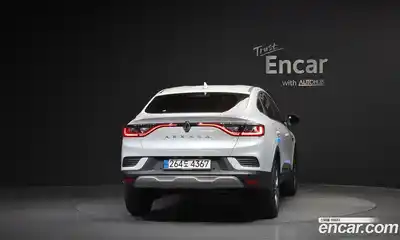 Renault Arkana 2025 1.6 Автомат в Москве № 820286, миниатюра 4