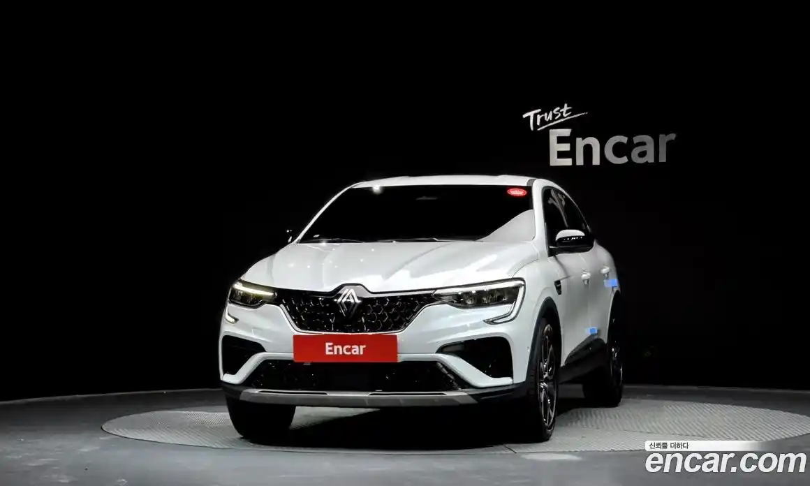 Renault Arkana 2026 1.6 Автомат в Москве № 820291, фото 3