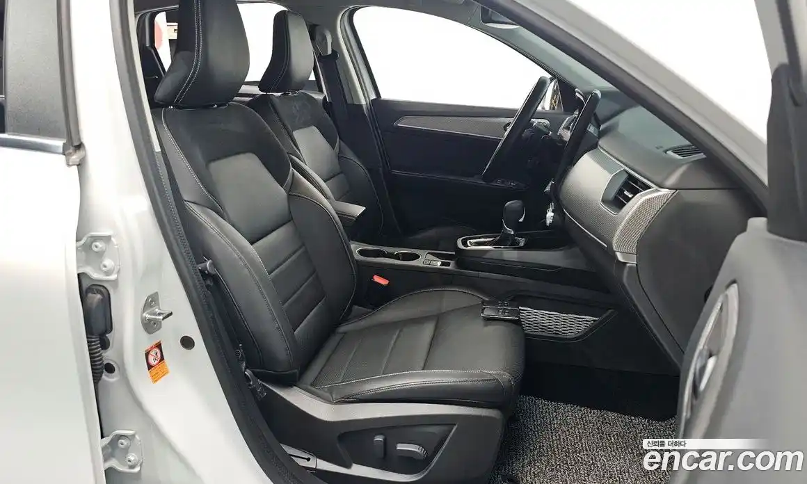 Renault XM3 2023 1.6 Автомат в Москве № 820368, фото 10