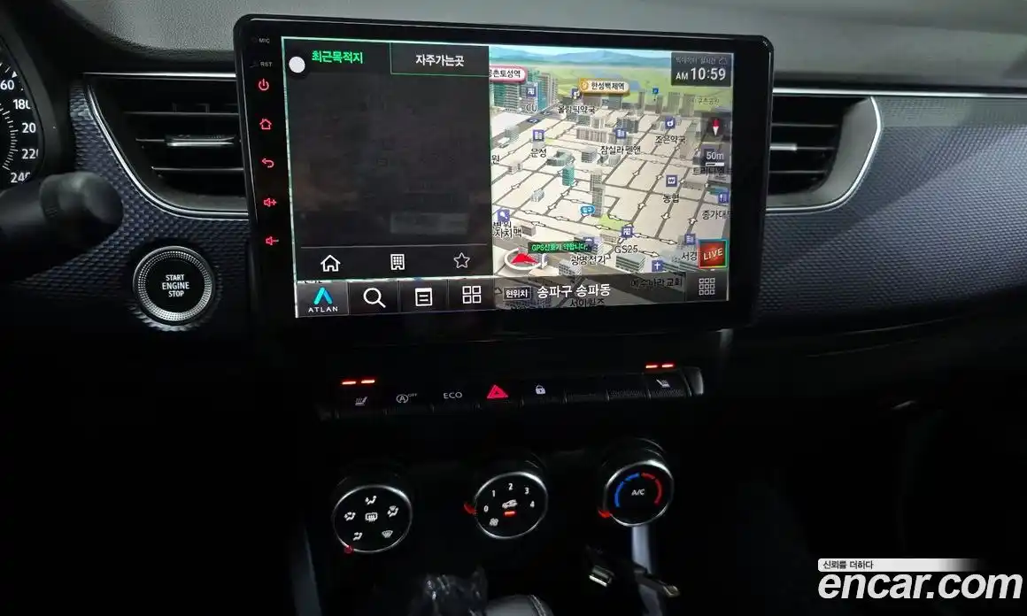 Renault XM3 2022 1.6 Автомат в Москве № 820415, фото 14