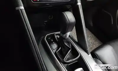 Renault QM6 2023 2.0 Автомат в Москве № 820478, миниатюра 9