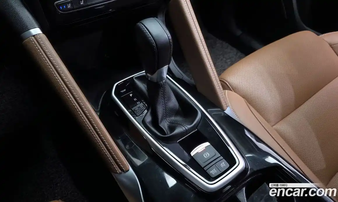 Renault QM6 2022 2.0 Автомат в Москве № 820539, фото 9