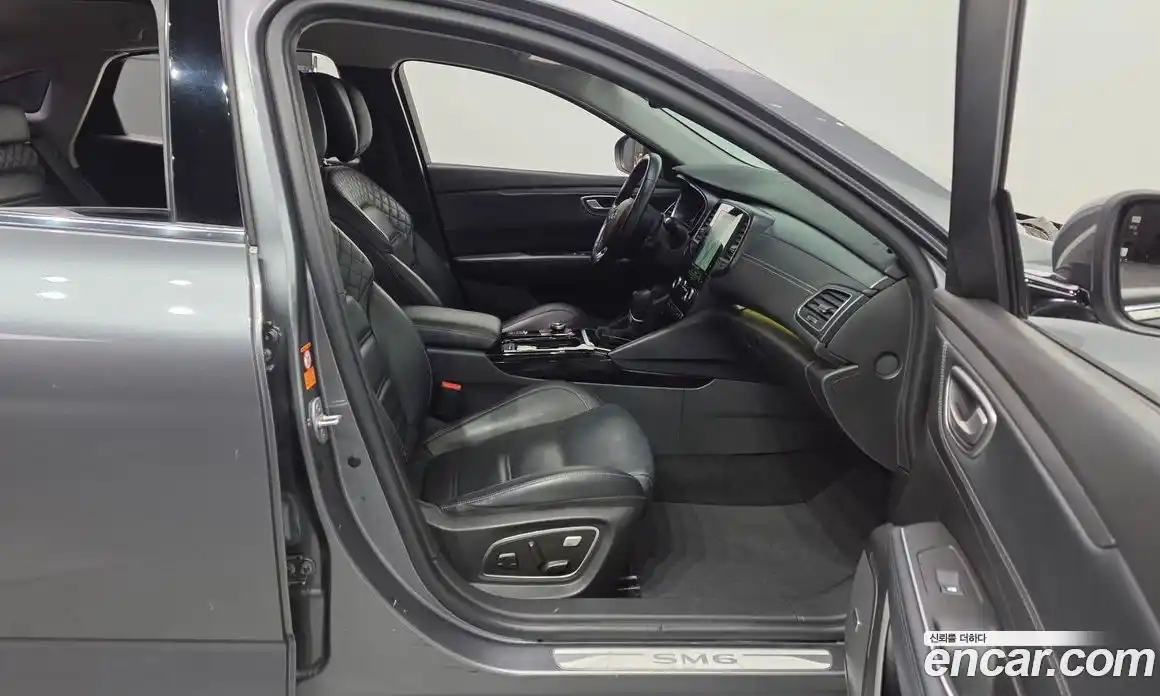 Renault SM6 2020 2.0 Автомат в Москве № 820718, фото 11