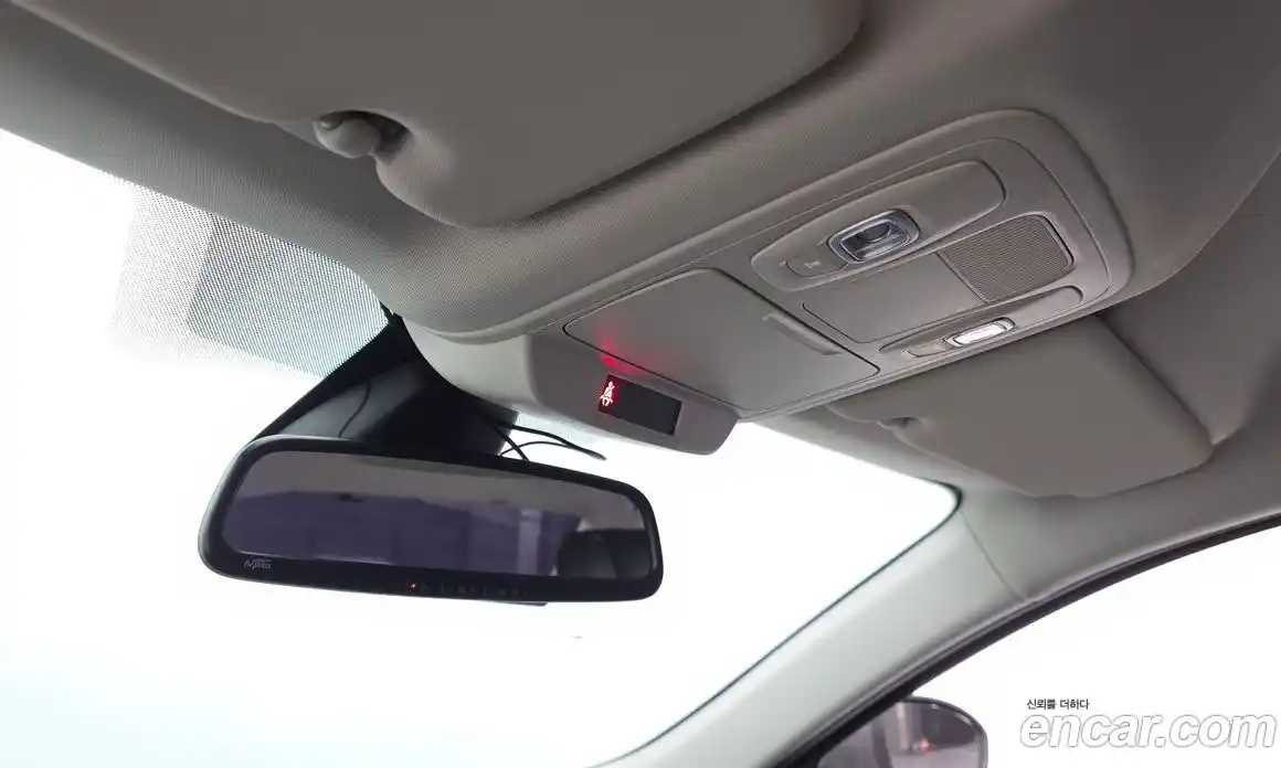 Renault SM6 2020 2.0 Автомат в Москве № 820718, фото 17