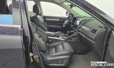 Renault QM6 2017 2.0 Автомат в Москве № 820726, миниатюра 11