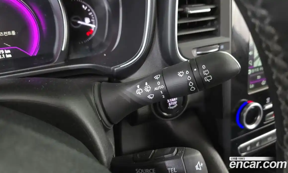 Renault QM6 2017 2.0 Автомат в Москве № 820726, фото 18