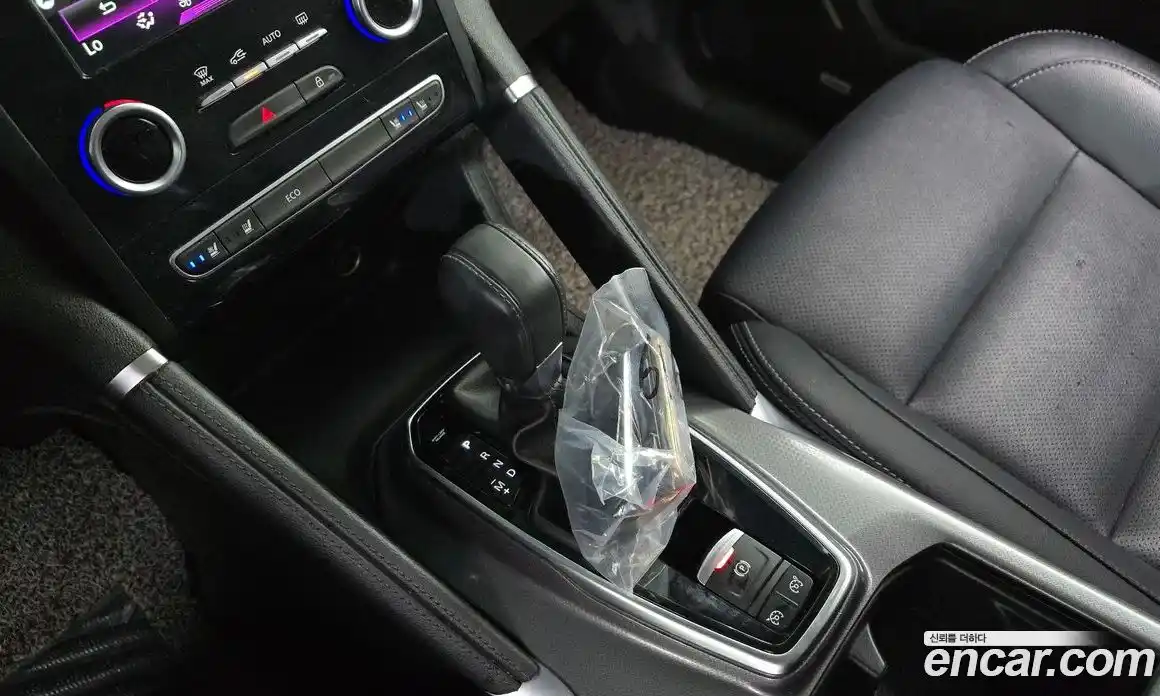 Renault QM6 2017 2.0 Автомат в Москве № 820726, фото 9