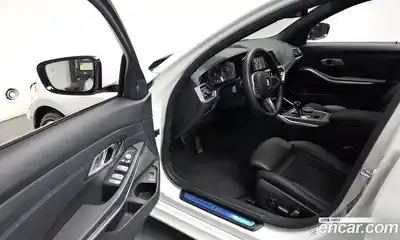 BMW 3-Series 2021 2.0 Автомат в Москве № 820848, миниатюра 10