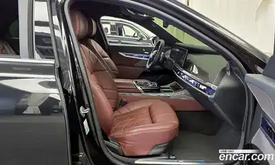 BMW 7-Series 2023 3.0 Автомат в Москве № 821492, миниатюра 11