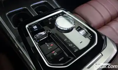 BMW 7-Series 2023 3.0 Автомат в Москве № 821492, миниатюра 9