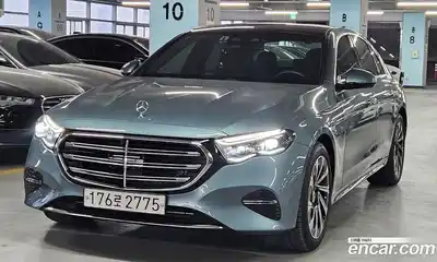 Mercedes-Benz E-Class 2025 2.0 Автомат в Москве № 821791, миниатюра 2