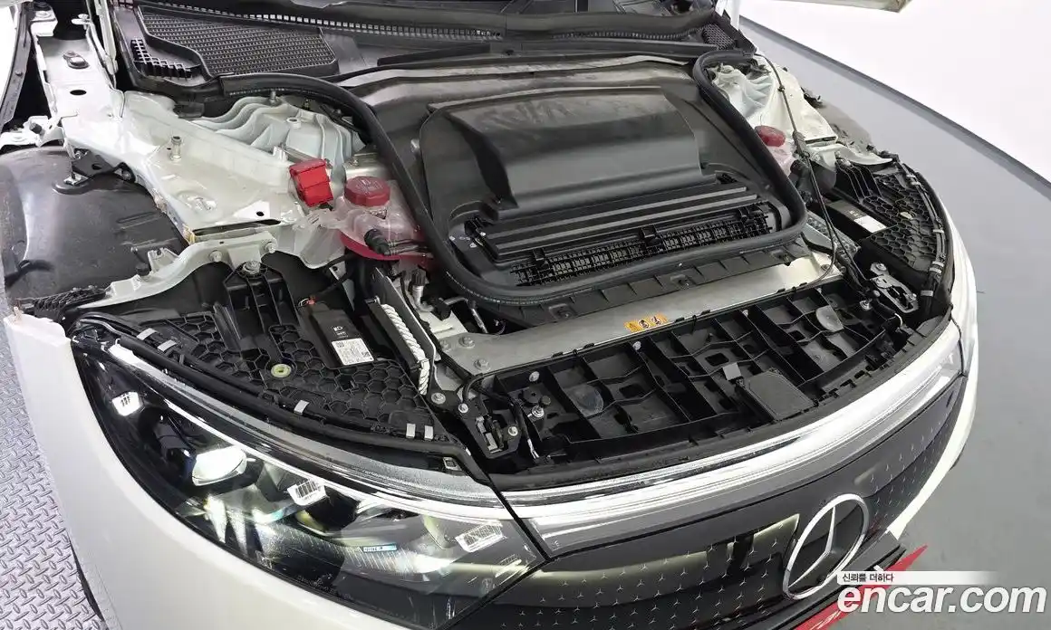 Mercedes-Benz EQS 2023 0.3 Автомат в Москве № 821937, фото 5