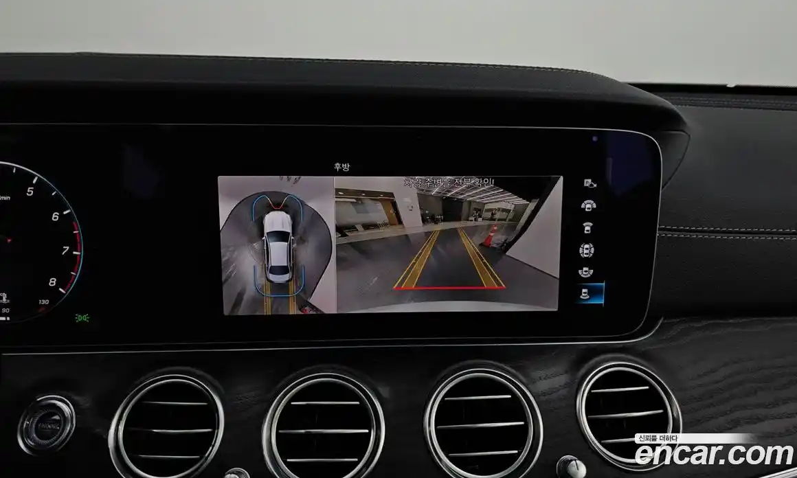 Mercedes-Benz E-Class 2023 2.0 Автомат в Москве № 822096, фото 16