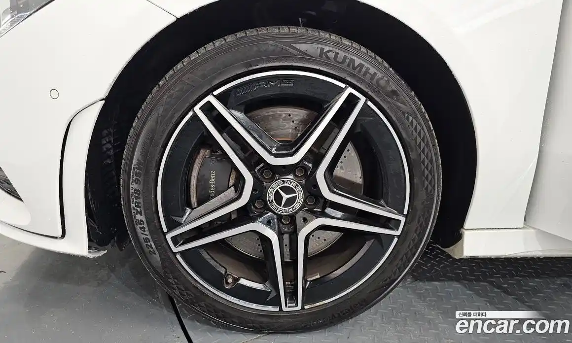 Mercedes-Benz CLA-Class 2020 2.0 Автомат в Москве № 822290, фото 5