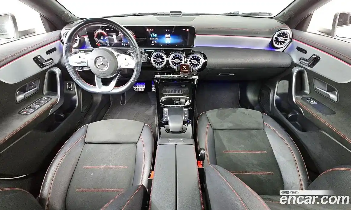 Mercedes-Benz CLA-Class 2020 2.0 Автомат в Москве № 822290, фото 7