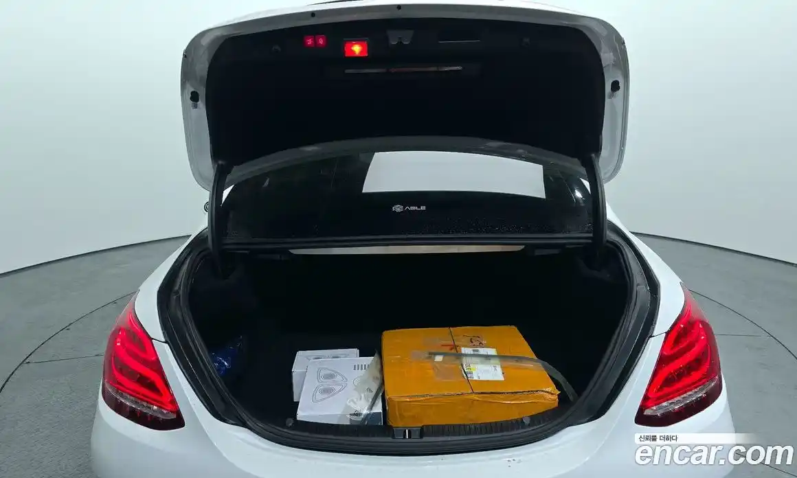 Mercedes-Benz C-Class 2016 4.0 Автомат в Москве № 822971, фото 20