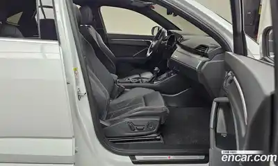 Audi Q3 2020 2.0 Автомат в Москве № 823211, миниатюра 11