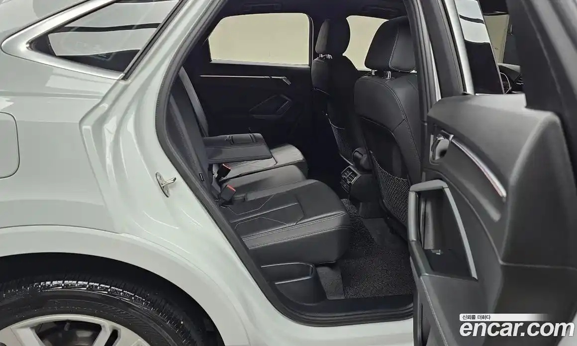 Audi Q3 2020 2.0 Автомат в Москве № 823211, фото 12