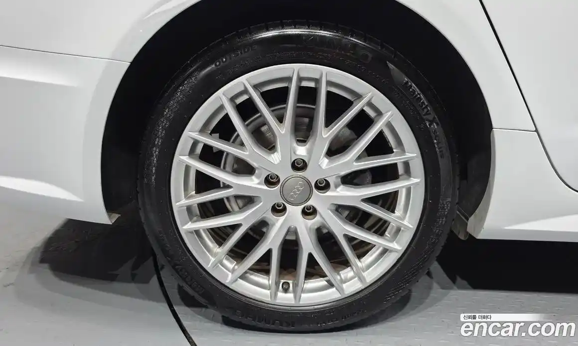 Audi A6 2018 2.0 Автомат в Москве № 823372, фото 5