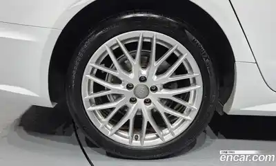 Audi A6 2018 2.0 Автомат в Москве № 823372, миниатюра 5