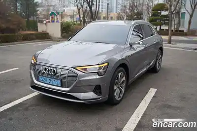 Audi e-tron, 2021
