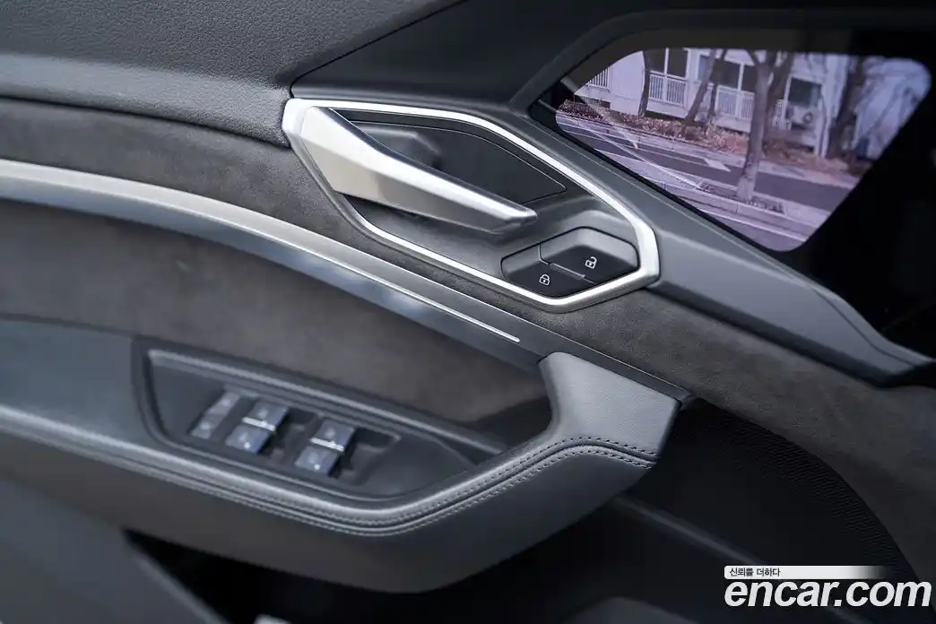 Audi e-tron 2021 0.2 Автомат в Москве № 823646, фото 13