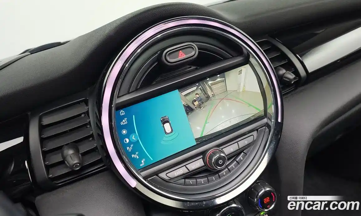 Mini Cooper 2019 1.5 Автомат в Москве № 825419, фото 17