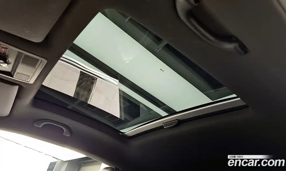 Volkswagen Beatle 2013 2.0 Автомат в Москве № 826260, фото 17