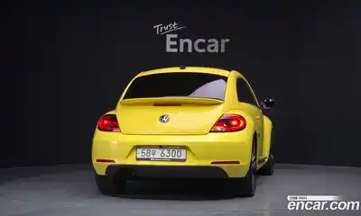 Volkswagen Beatle 2013 2.0 Автомат в Москве № 826260, миниатюра 4