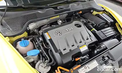 Volkswagen Beatle 2013 2.0 Автомат в Москве № 826260, миниатюра 6