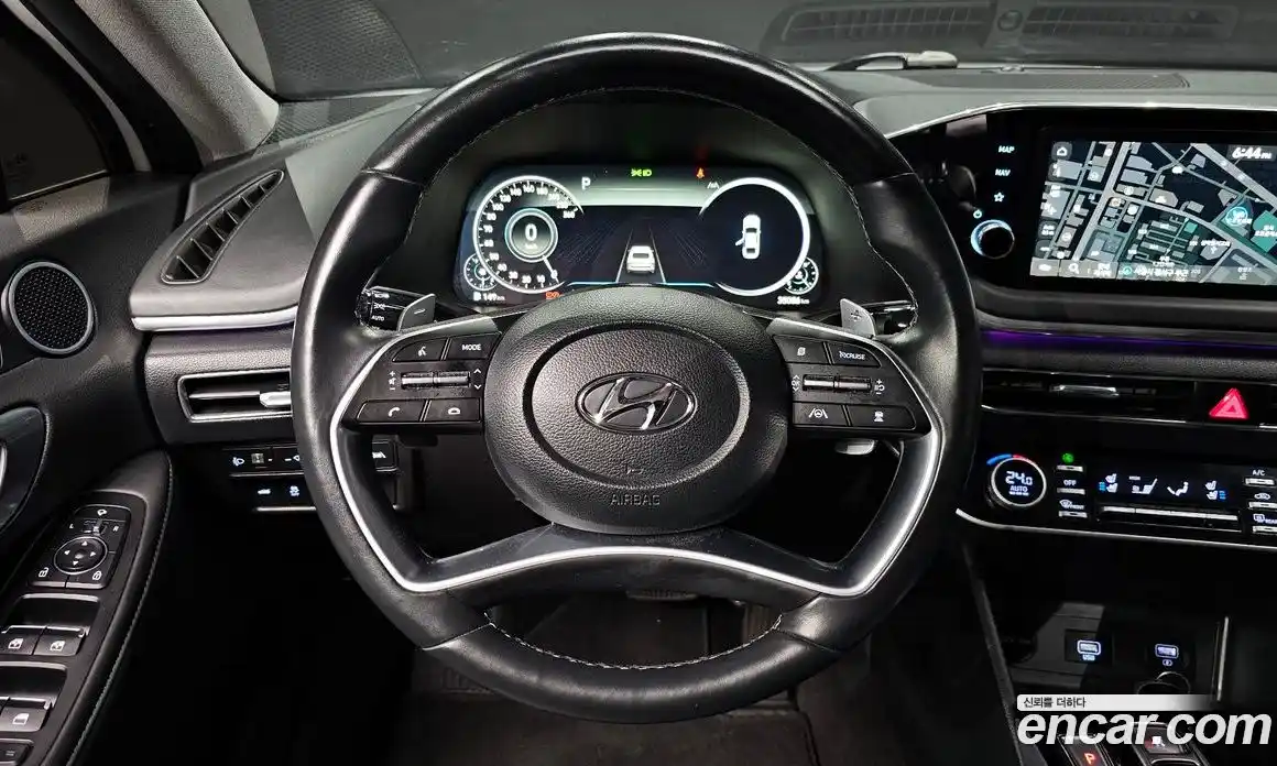 Hyundai Sonata 2023 2.0 Автомат в Москве № 797088, фото 13