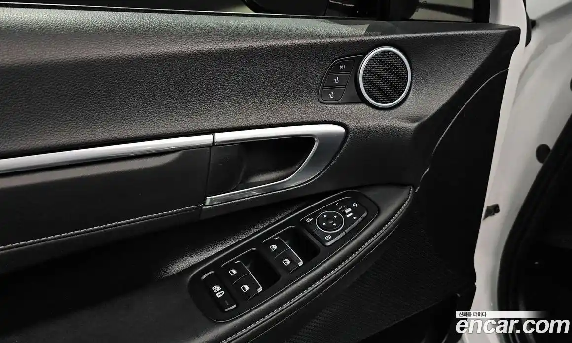 Hyundai Sonata 2023 2.0 Автомат в Москве № 797088, фото 17