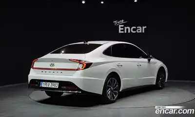 Hyundai Sonata 2023 2.0 Автомат в Москве № 797088, миниатюра 2