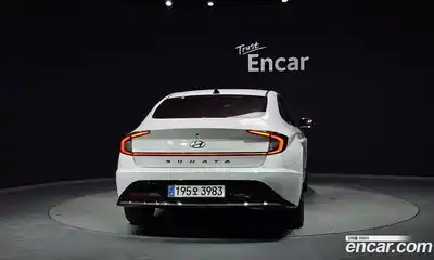 Hyundai Sonata 2023 2.0 Автомат в Москве № 797088, миниатюра 4