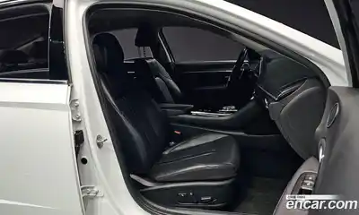 Hyundai Sonata 2023 2.0 Автомат в Москве № 797088, миниатюра 10