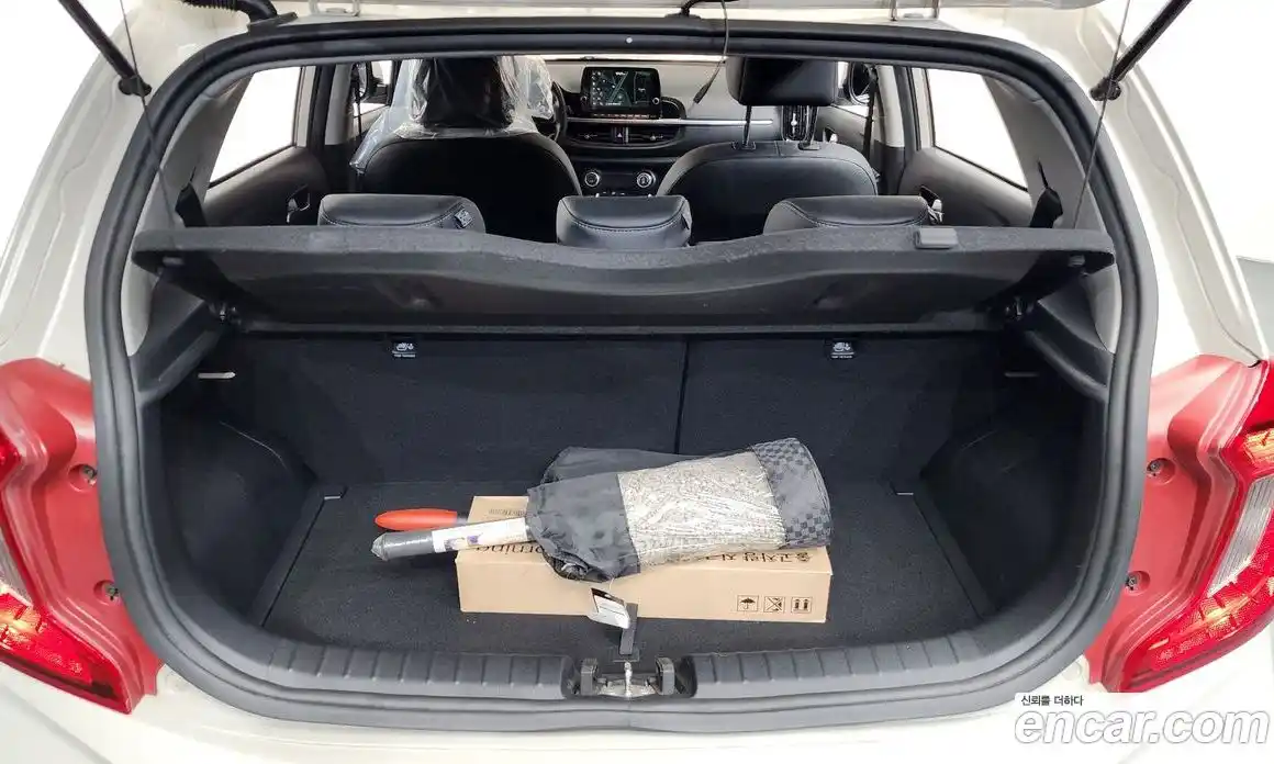 Kia Morning 2023 1.0 Автомат в Москве № 797938, фото 20